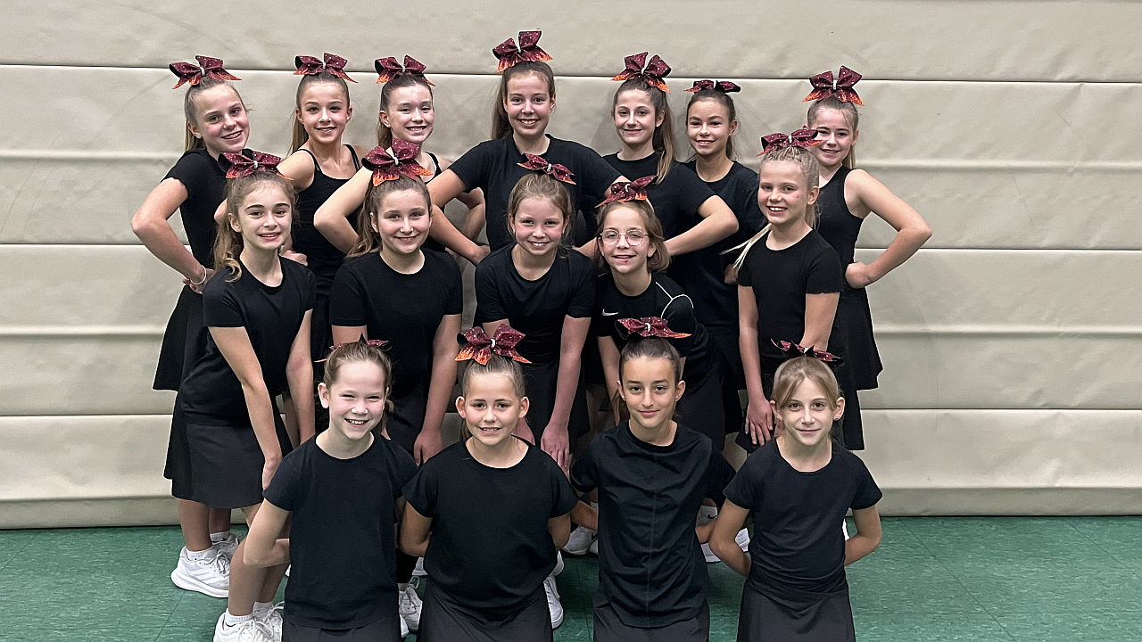 Gruppenfoto der 'Junior'-Gruppe 'Fire Angels'